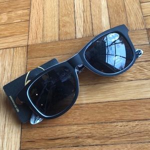 Batman Retro Comic Print in arms Sunglasses